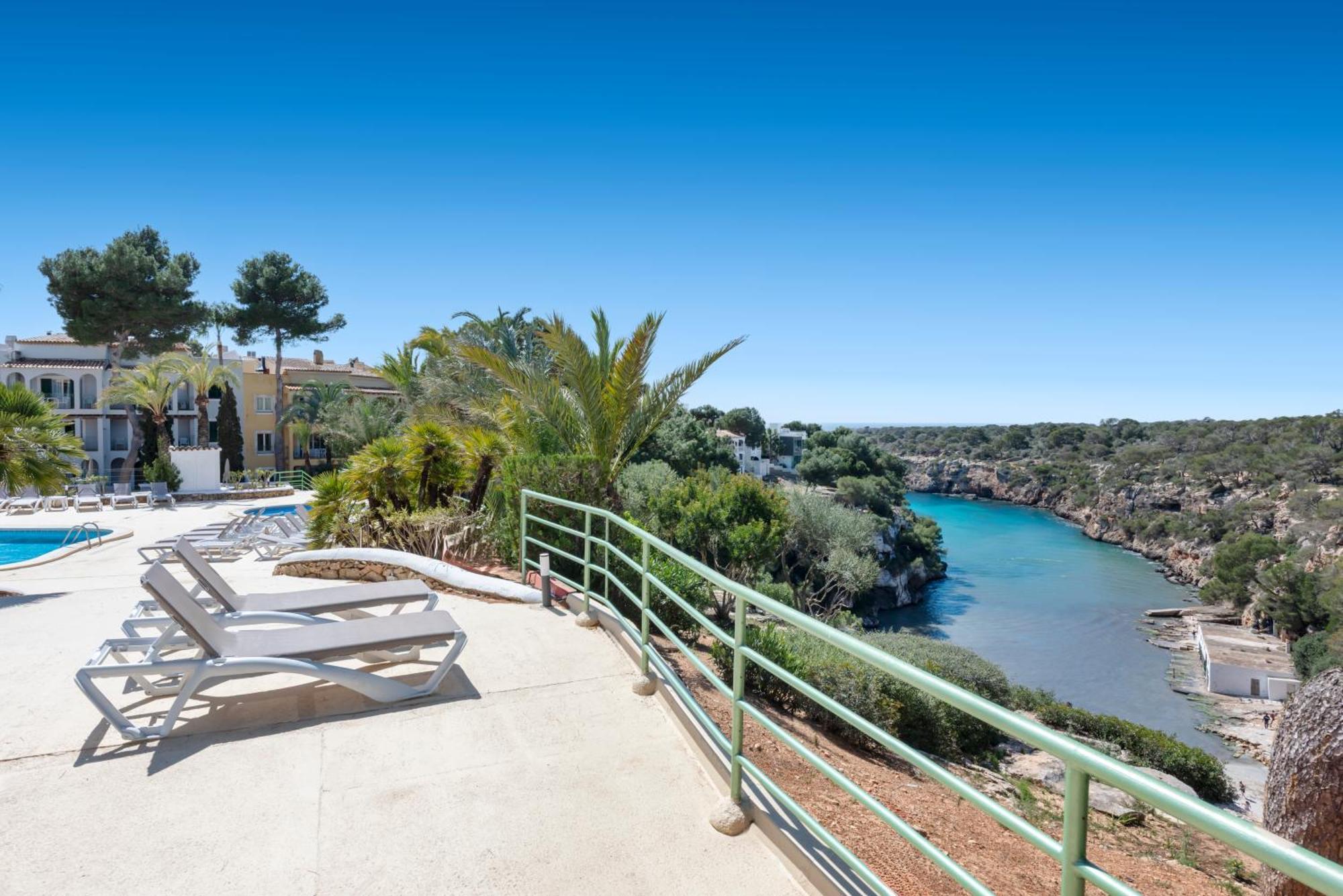 Aparthotel Ona Cala Pi Club Екстериор снимка