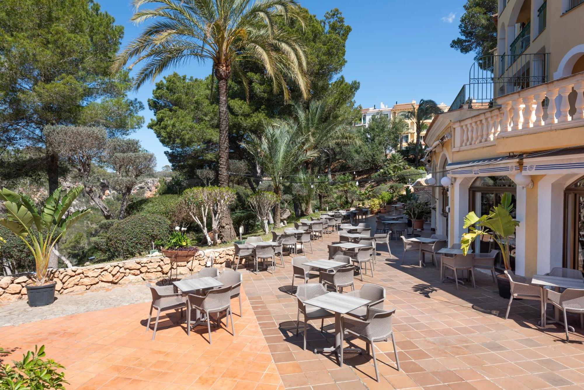 Aparthotel Ona Cala Pi Club Екстериор снимка