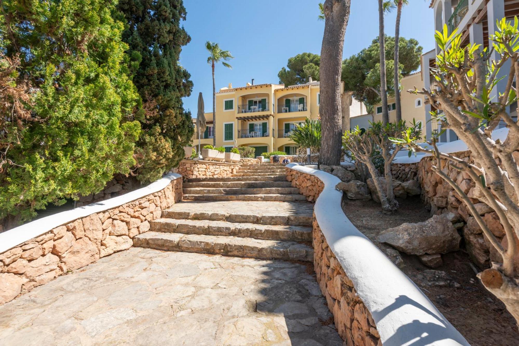 Aparthotel Ona Cala Pi Club Екстериор снимка